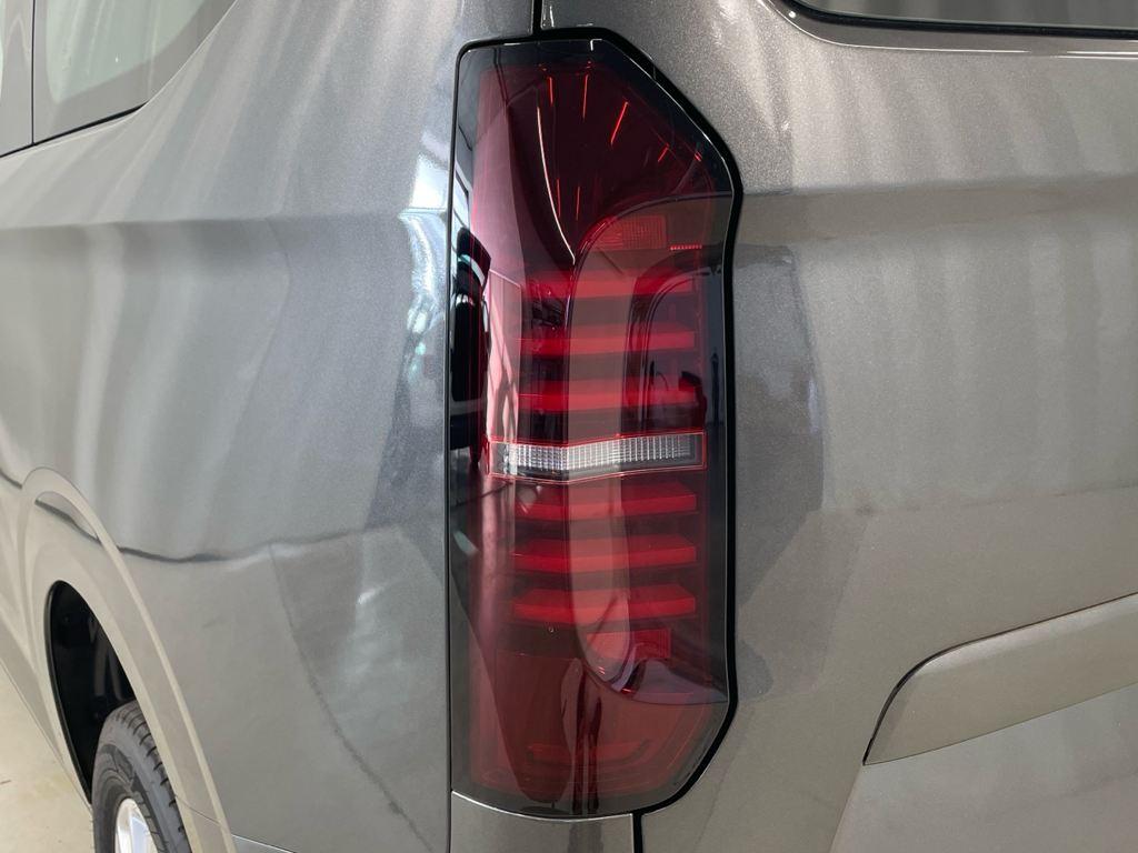 Volkswagen Caravelle 2.0 TDI en Barcelona