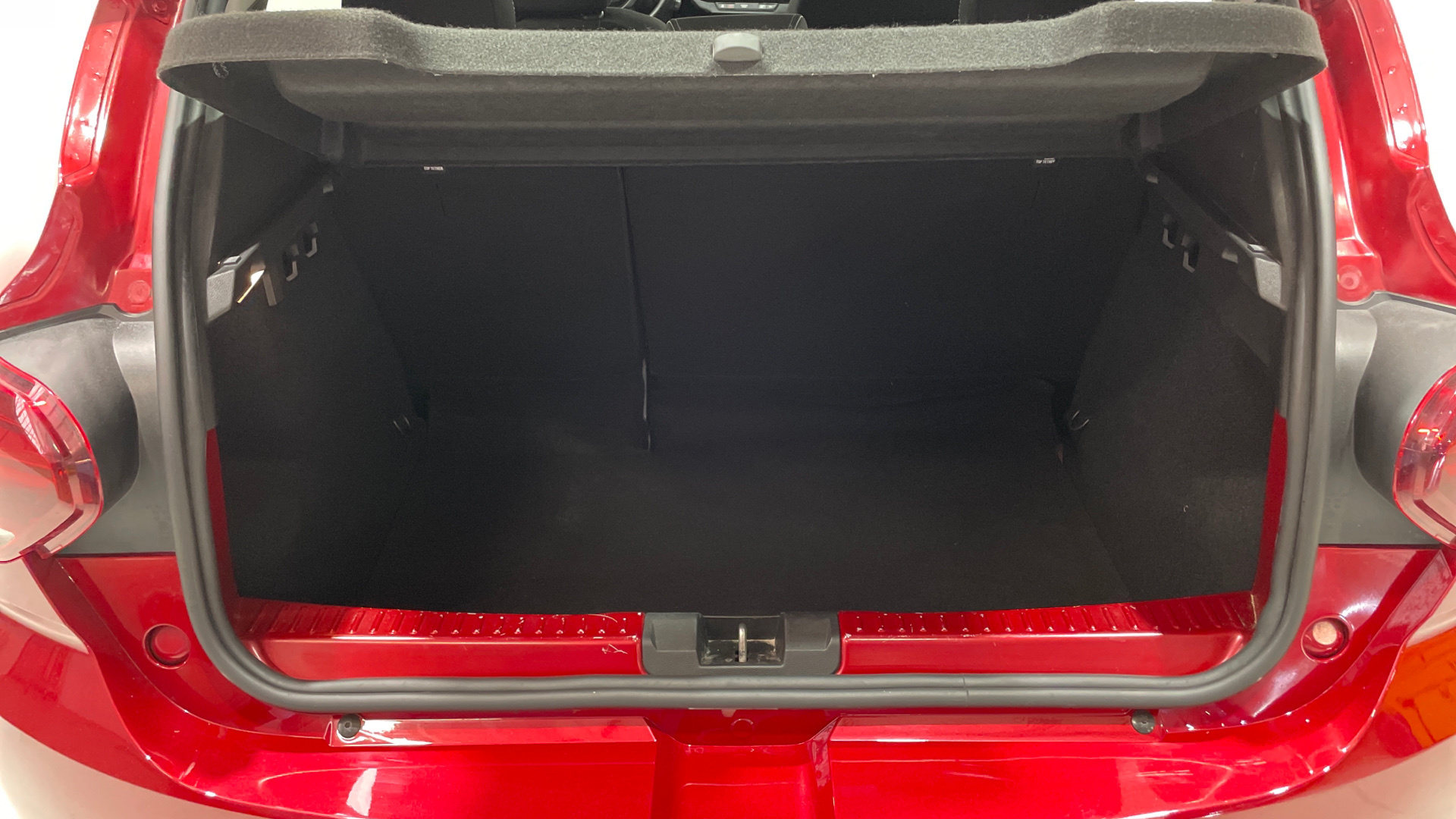 Dacia Sandero ECO-G 100 en Barcelona