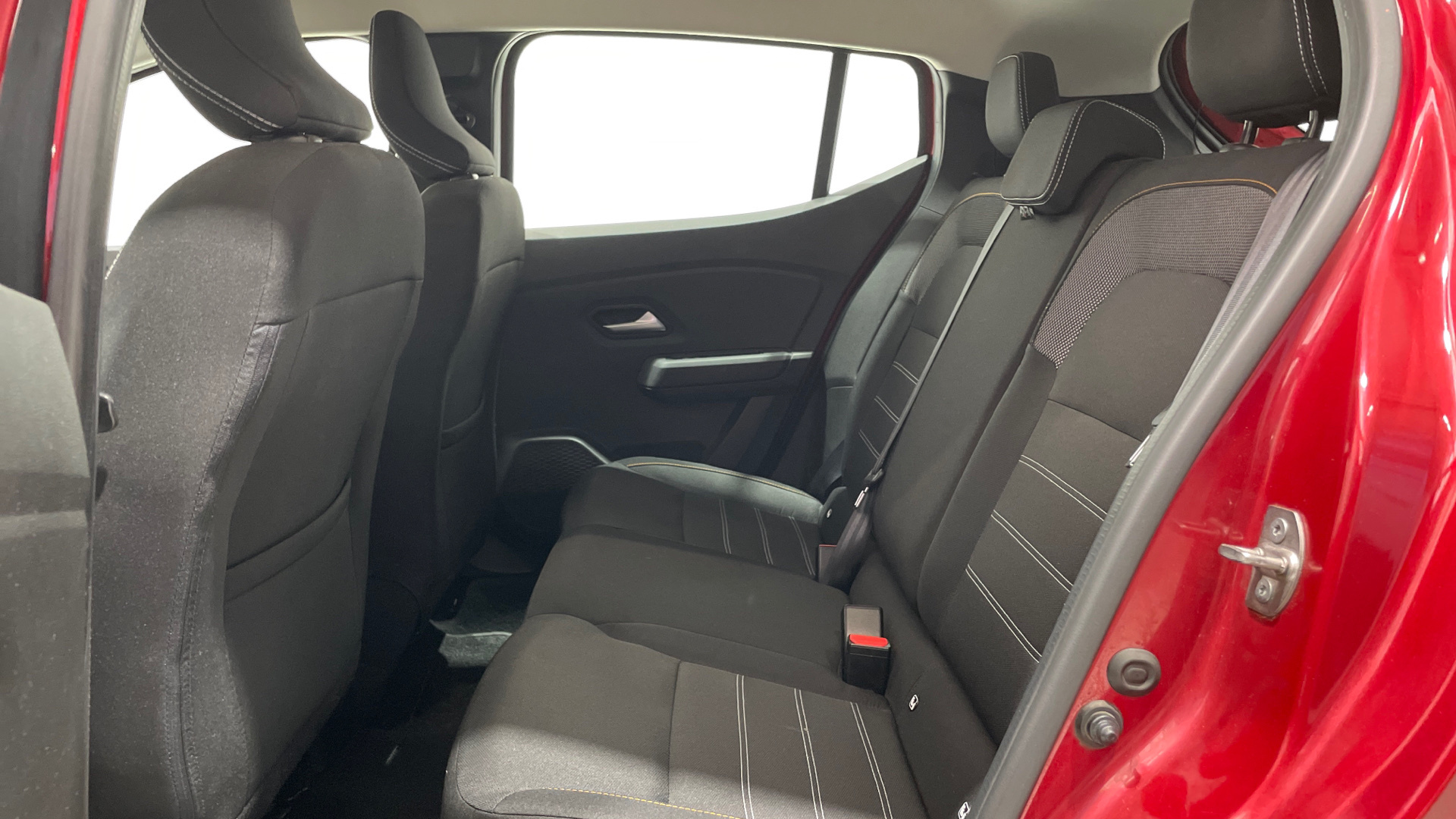 Dacia Sandero ECO-G 100 en Barcelona