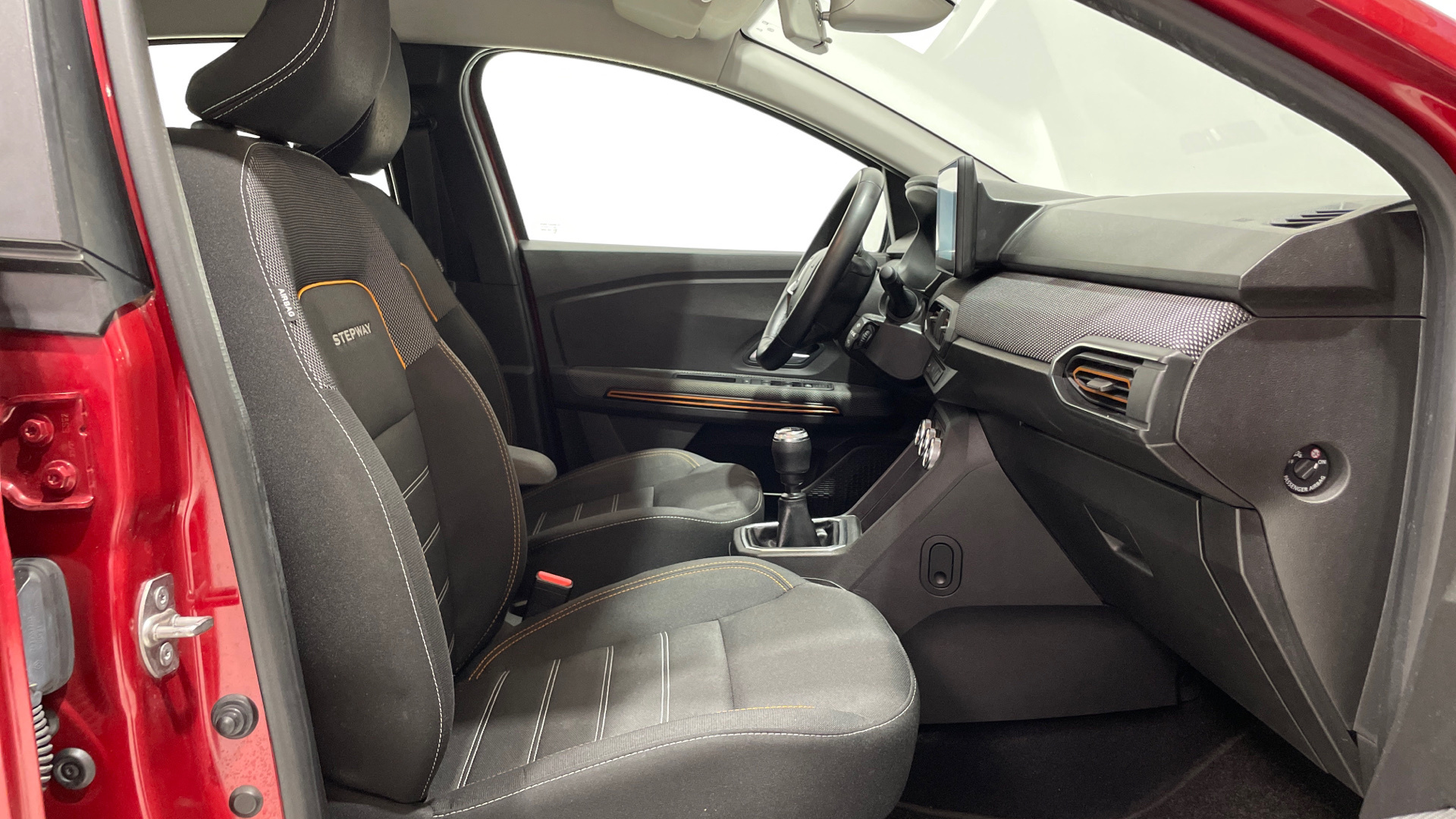 Dacia Sandero ECO-G 100 en Barcelona