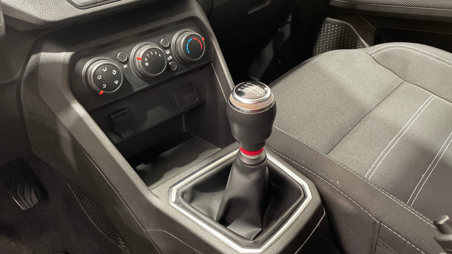 Dacia Sandero ECO-G 100 en Barcelona