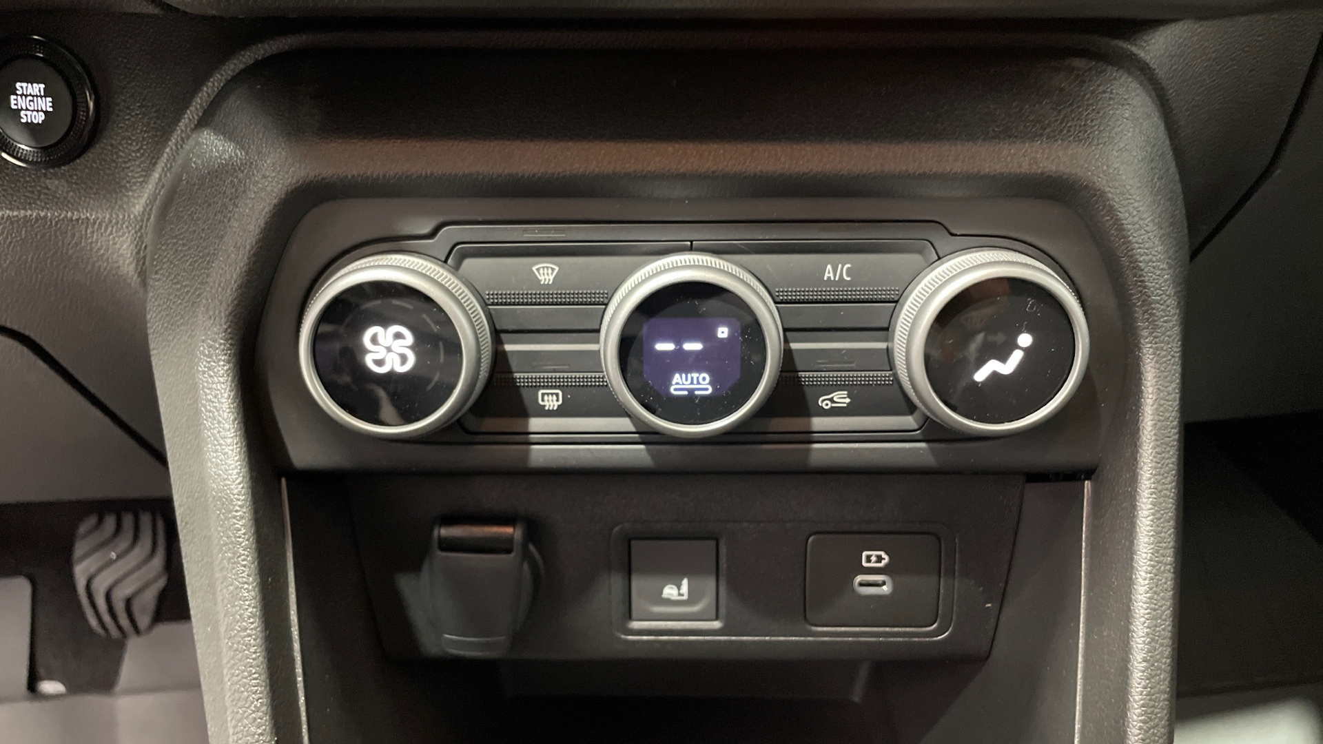 Dacia Sandero ECO-G 100 en Barcelona