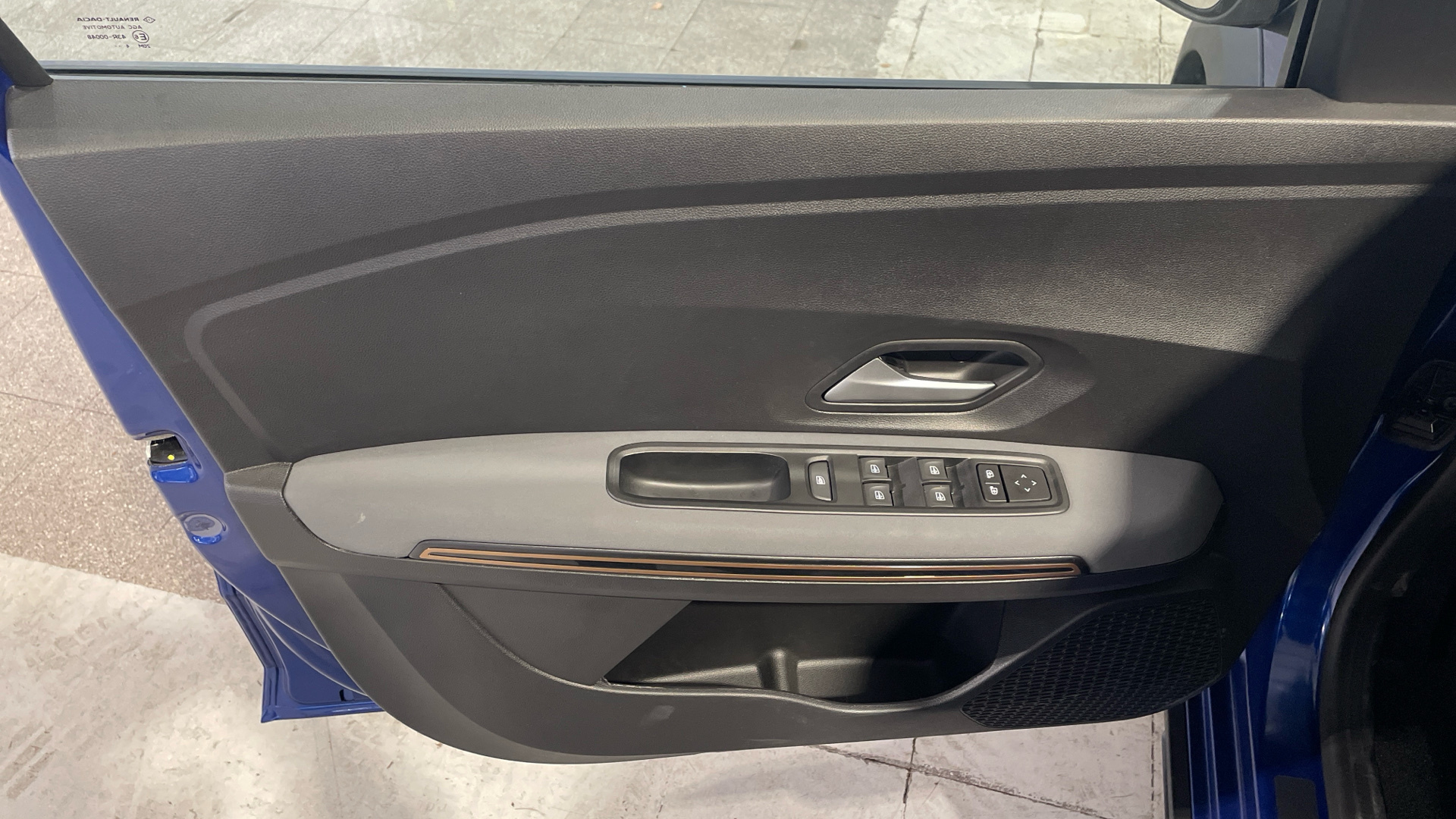 Dacia Sandero ECO-G 100 en Barcelona