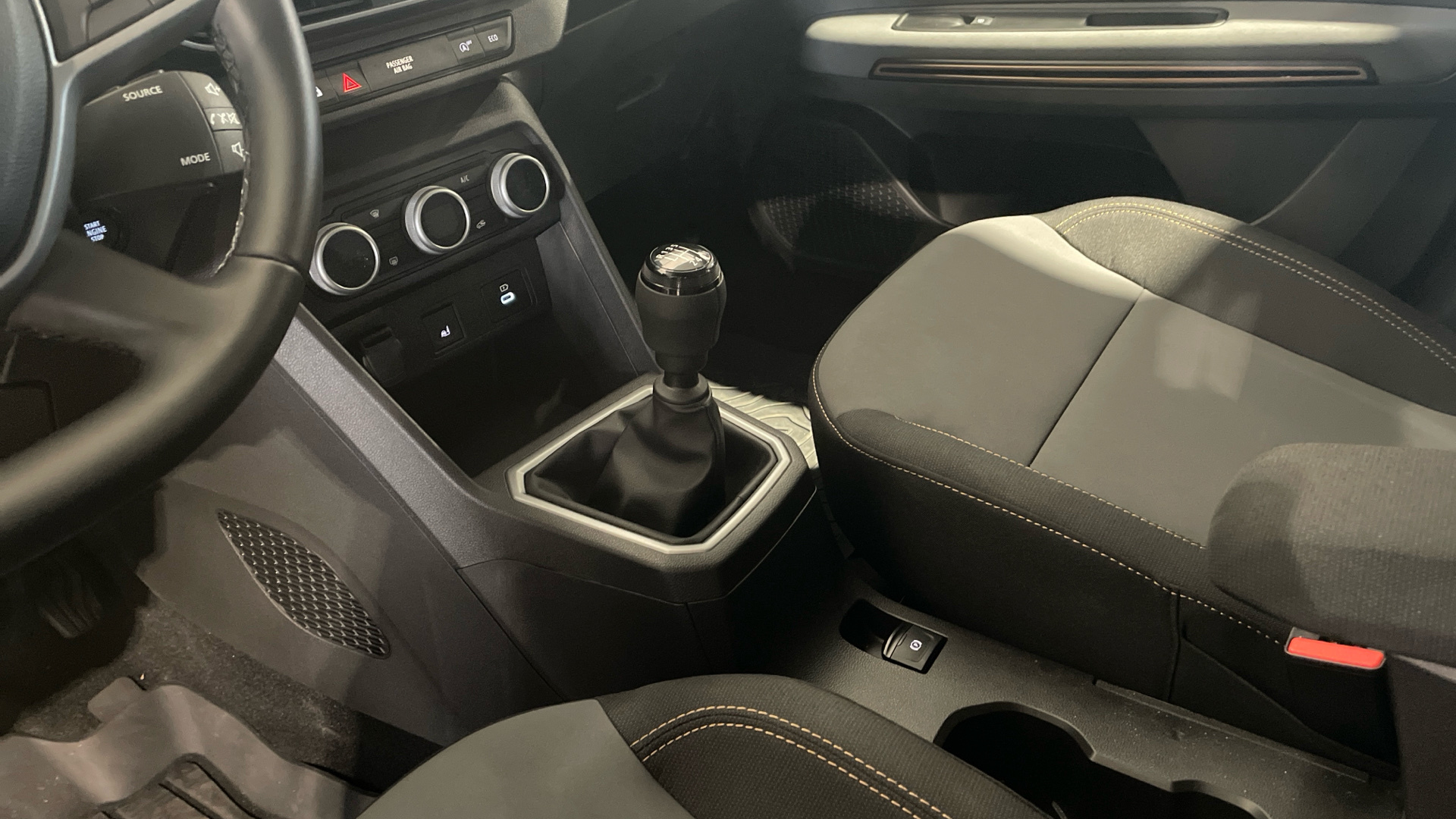 Dacia Sandero ECO-G 100 en Barcelona