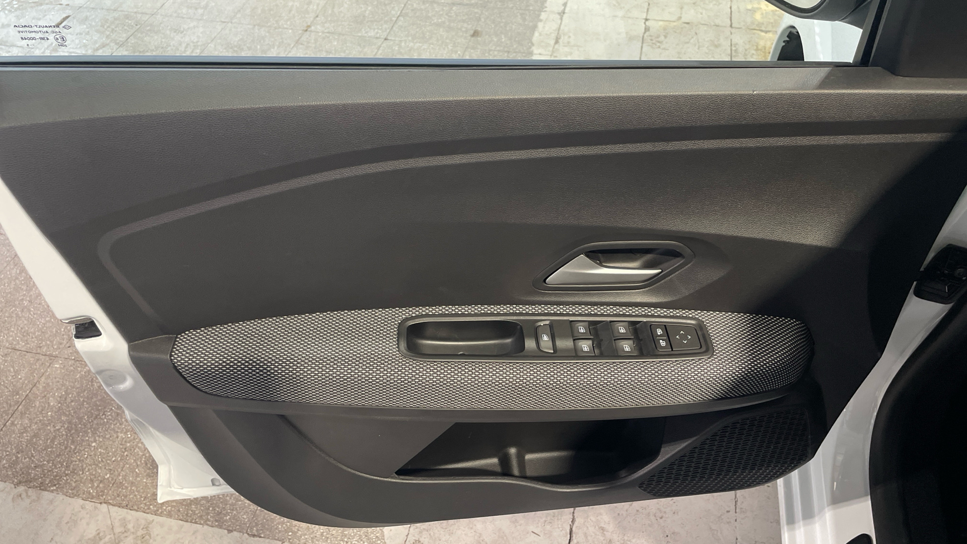 Dacia Sandero ECO-G 100 en Barcelona