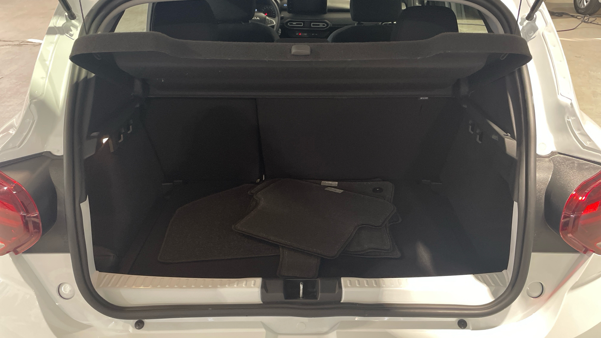 Dacia Sandero ECO-G 100 en Barcelona