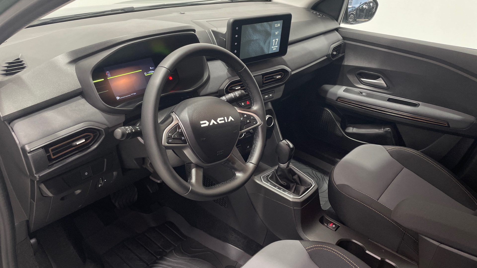 Dacia Jogger Hybrid 140 en Barcelona