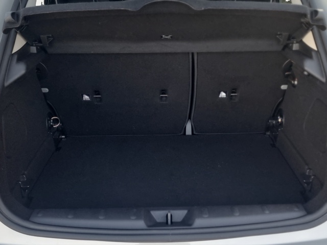 fotoG 10 del MINI MINI Cooper 5 Puertas 100 kW (136 CV) 136cv Gasolina del 2021 en Alicante