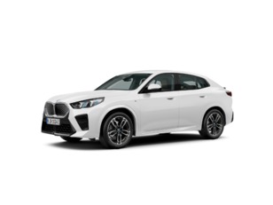 Fotos de BMW iX2 xDrive30 color Blanco. Año 2024. 230KW(313CV). Eléctrico. En concesionario Barcelona Premium -- GRAN VIA de Barcelona