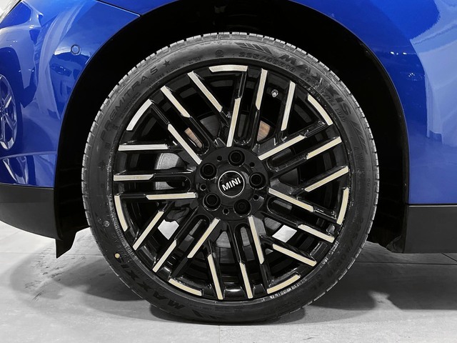 fotoG 15 del MINI MINI Cooper SE 160 kW (218 CV) 218cv Eléctrico del 2024 en Valencia