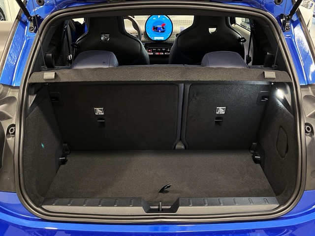 fotoG 16 del MINI MINI Cooper SE 160 kW (218 CV) 218cv Eléctrico del 2024 en Valencia