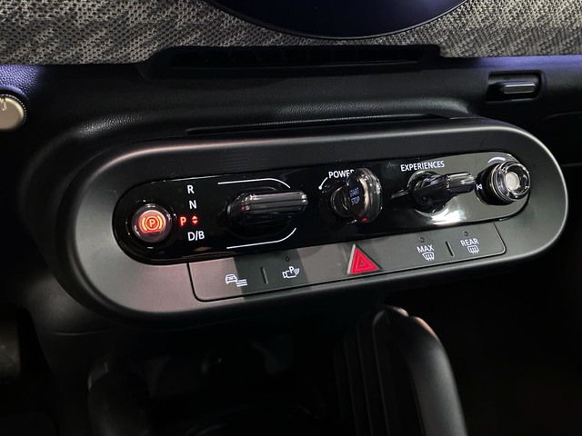 fotoG 18 del MINI MINI Cooper SE 160 kW (218 CV) 218cv Eléctrico del 2024 en Valencia