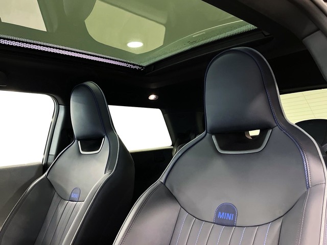 fotoG 19 del MINI MINI Cooper SE 160 kW (218 CV) 218cv Eléctrico del 2024 en Valencia