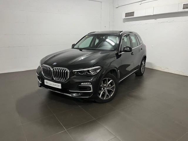 BMW X5 xDrive30d color Gris. Año 2020. 195KW(265CV). Diésel. En concesionario Amiocar S.A. de Coruña