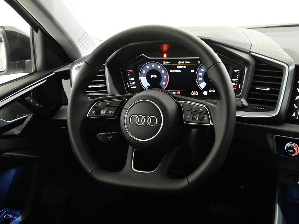 Audi A1 Sportback Adrenalin edition 30 TFSI 85 kW (116 CV) S tronic 18