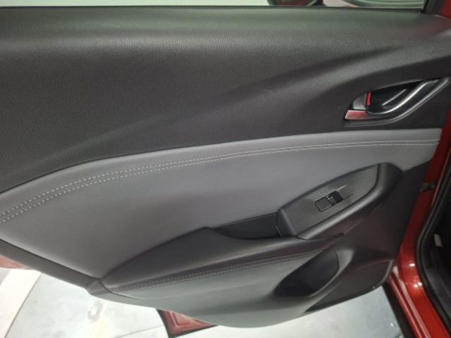 Mazda CX-3 2.0 G Zenith 2WD 89 kW (121 CV)