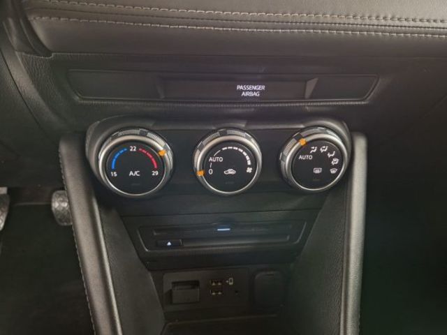 Mazda CX-3 2.0 G Zenith 2WD 89 kW (121 CV)