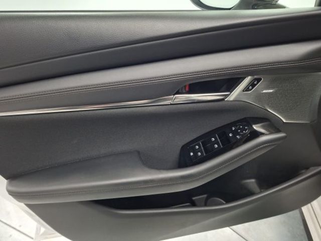 Mazda Mazda 3 2.0 SKYACTIV-G Zenith 89 kW (122 CV)