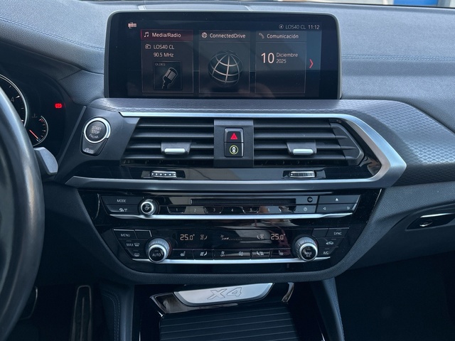 BMW X4 xDrive25d color Negro. Año 2019. 170KW(231CV). Diésel. En concesionario Pruna Motor de Barcelona