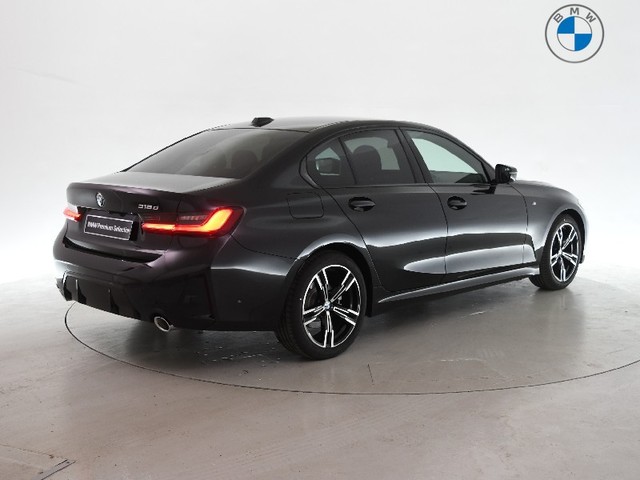 BMW Serie 3 318d color Negro. Año 2025. 110KW(150CV). Diésel. En concesionario BYmyCAR Madrid - Algete de Madrid