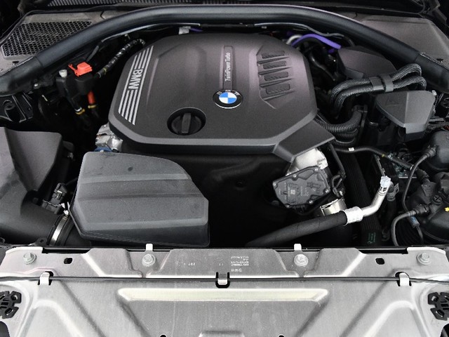 BMW Serie 3 318d color Negro. Año 2025. 110KW(150CV). Diésel. En concesionario BYmyCAR Madrid - Algete de Madrid