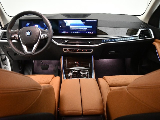 BMW X5 xDrive50e color Blanco. Año 2025. 360KW(489CV). Híbrido Electro/Gasolina. En concesionario BYmyCAR Madrid - Algete de Madrid