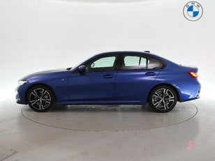 Fotos de BMW Serie 3 330i color Azul. Año 2025. 180KW(245CV). Gasolina. En concesionario BYmyCAR Madrid - Algete de Madrid