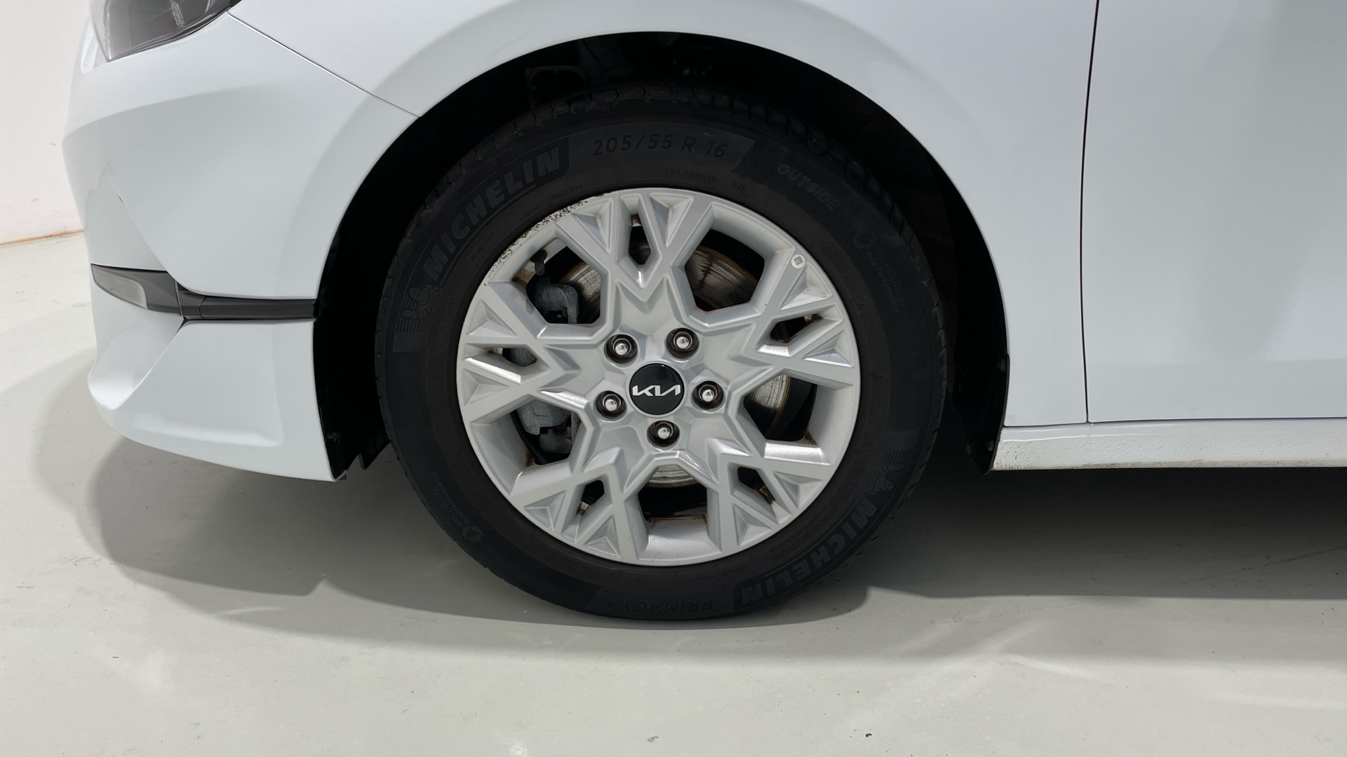 Kia Ceed 1.6 MHEV en Barcelona