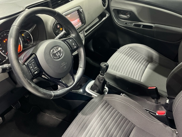 Toyota Yaris 1.3 100 Feel 73 kW (99 CV)