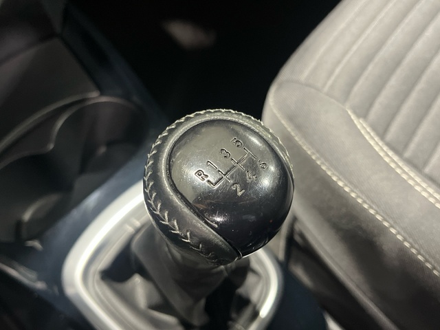 Toyota Yaris 1.3 100 Feel 73 kW (99 CV)