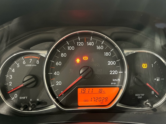 Toyota Yaris 1.3 100 Feel 73 kW (99 CV)