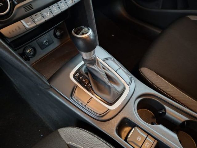 Hyundai Kona 1.6 GDI HEV Klass DCT 104 kW (141 CV)