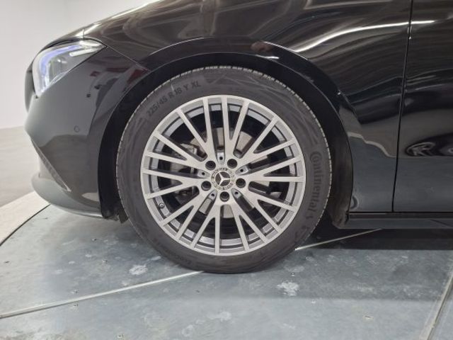 Mercedes-Benz CLA Shooting Brake CLA 200 120 kW (163 CV)