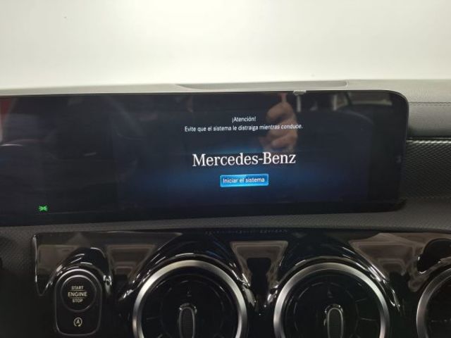 Mercedes-Benz CLA Shooting Brake CLA 200 120 kW (163 CV)