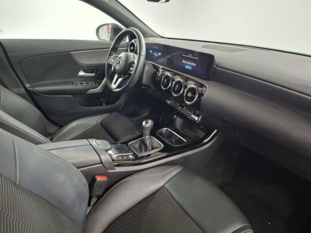 Mercedes-Benz CLA Shooting Brake CLA 200 120 kW (163 CV)