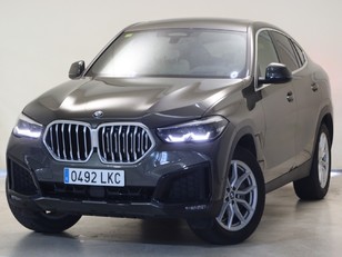 BMW X6 xDrive30d color Marrón. Año 2020. 210KW(286CV). Diésel. 