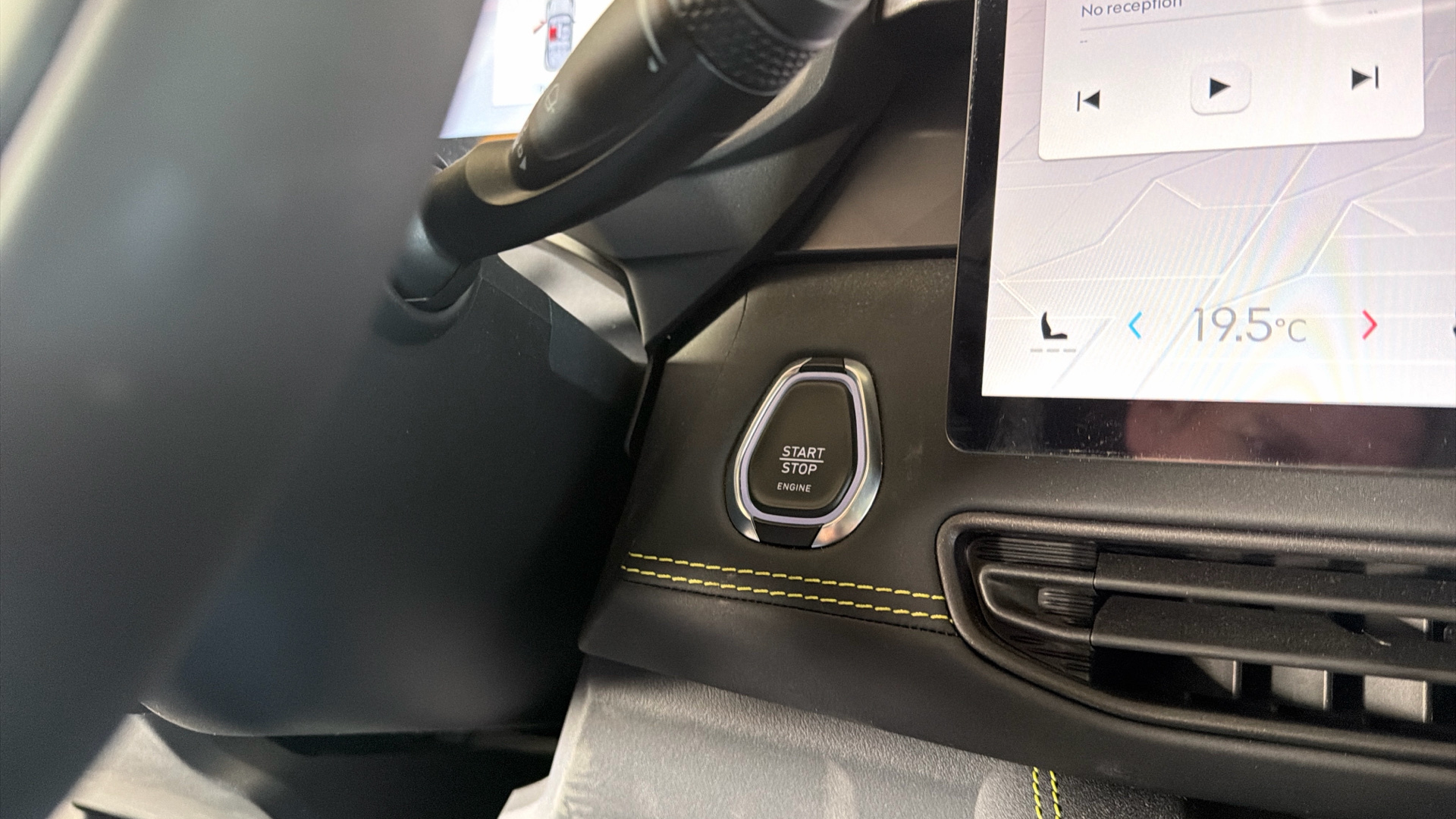 Lynk & Co 01 segunda mano 91160702 - 24 Lynk & Co 01 segunda mano 91160702 - 24