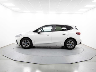 Fotos de BMW Serie 2 218d Active Tourer color Blanco. Año 2025. 110KW(150CV). Diésel. En concesionario Móvil Begar Alicante de Alicante