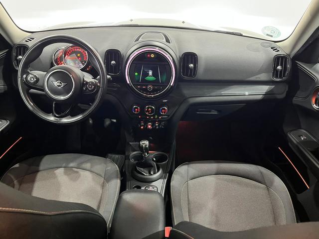 fotoG 6 del MINI MINI Countryman Cooper 100 kW (136 CV) 136cv Gasolina del 2019 en Lleida