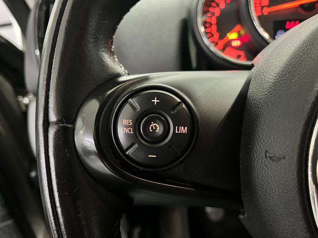 fotoG 12 del MINI MINI Countryman Cooper 100 kW (136 CV) 136cv Gasolina del 2019 en Lleida