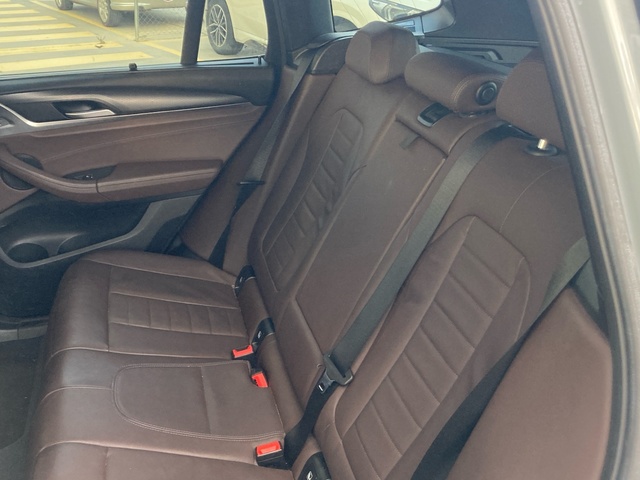 BMW X3 xDrive20d color Gris. Año 2021. 140KW(190CV). Diésel. En concesionario BYmyCAR Madrid - Algete de Madrid