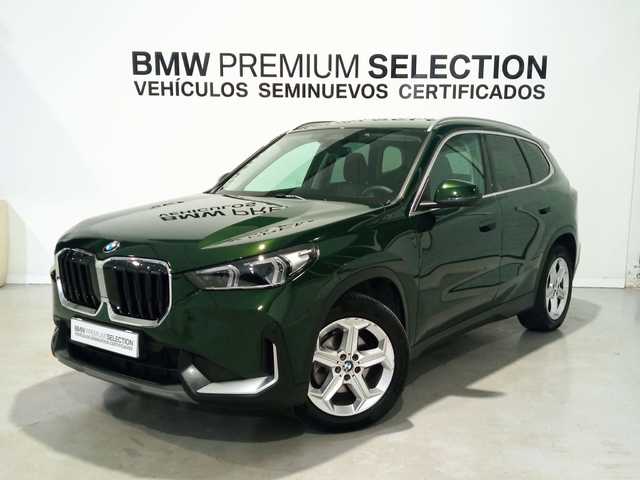 BMW X1 xDrive20d color Verde. Año 2024. 120KW(163CV). Diésel. En concesionario Lurauto - Gipuzkoa de Guipuzcoa