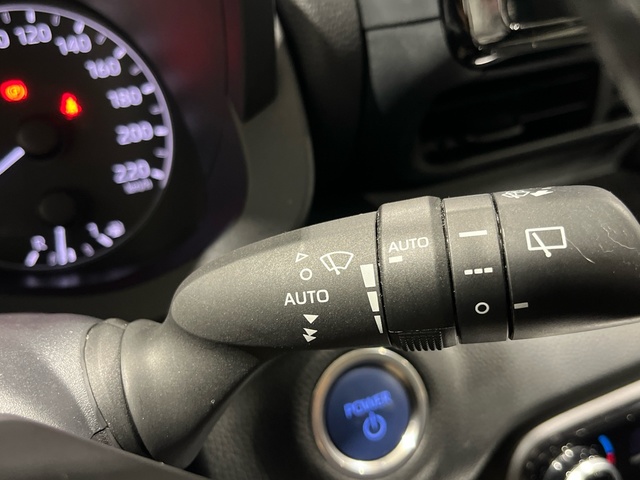 Toyota Yaris 120H Active Tech 85 kW (116 CV)