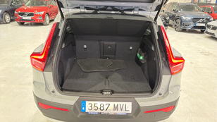 Volvo XC40 B3 G Ocasión 120 KW (163CV) - 12