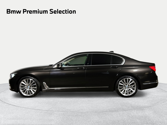 BMW Serie 7 730d color Gris. Año 2016. 195KW(265CV). Diésel. En concesionario San Pablo Motor | Su Eminencia de Sevilla