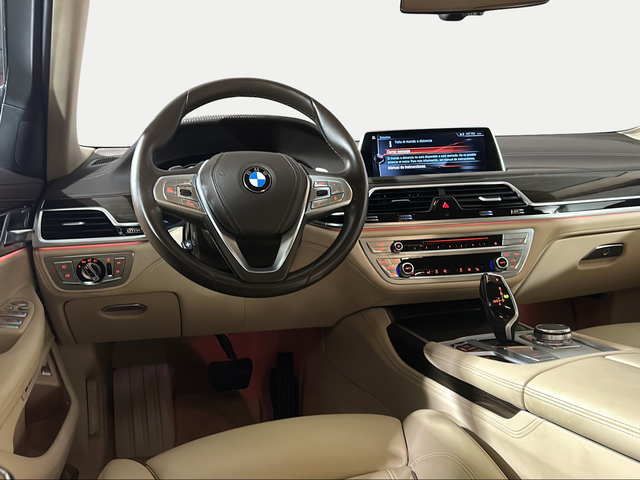 BMW Serie 7 730d color Gris. Año 2016. 195KW(265CV). Diésel. En concesionario San Pablo Motor | Su Eminencia de Sevilla