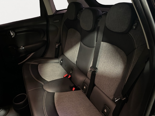 fotoG 8 del MINI MINI Cooper 5 Puertas 100 kW (136 CV) 136cv Gasolina del 2021 en Alicante