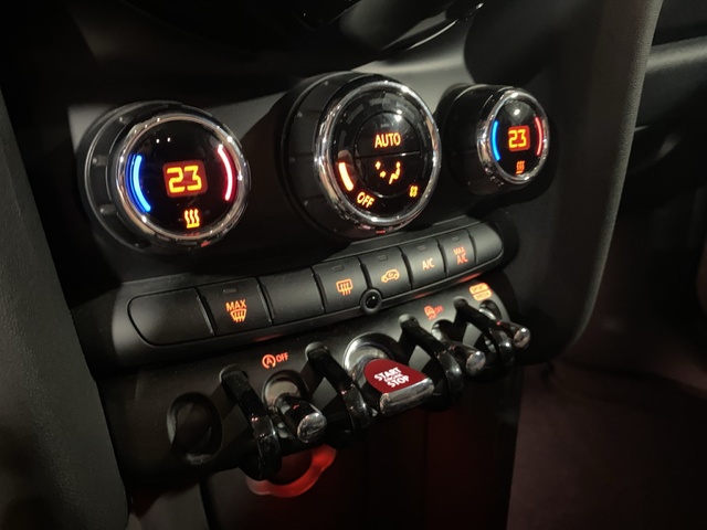 fotoG 14 del MINI MINI Cooper 5 Puertas 100 kW (136 CV) 136cv Gasolina del 2021 en Alicante