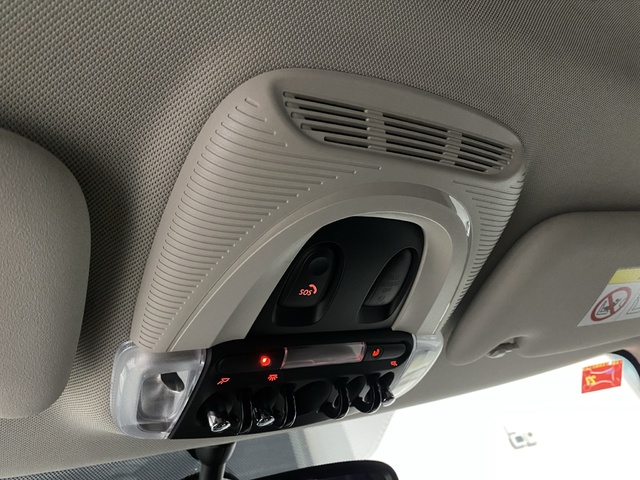 fotoG 19 del MINI MINI Cooper 5 Puertas 100 kW (136 CV) 136cv Gasolina del 2021 en Alicante