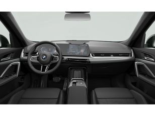 Fotos de BMW X1 sDrive18d color Negro. Año 2025. 110KW(150CV). Diésel. En concesionario Ceres Motor S.L. de Cáceres